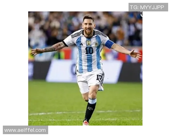 足球巨星归国震撼人心 深度解析明星回归背后的战略与影响