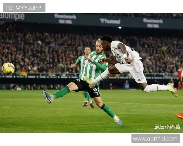 足球星期一比分预测与精彩赛事分析尽在这里助您轻松把握周初足球战局