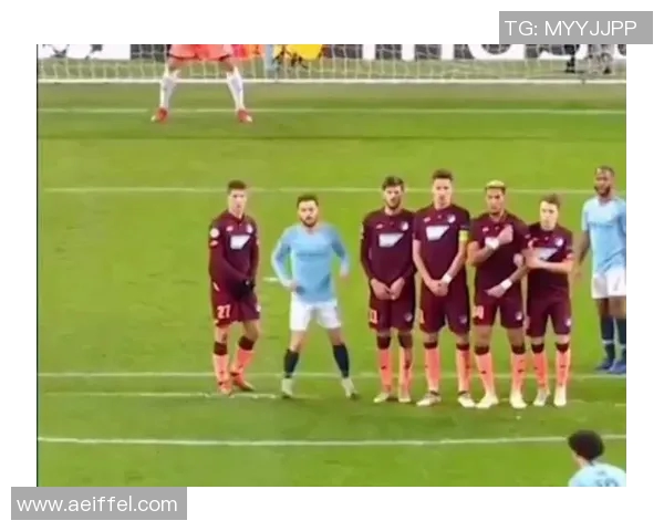 痞帅足球球星盘点:那些既有街头气质又具足球天赋的球场传奇 痞帅足球球星盘点:那些既有街头气质又具足球天赋的球场传奇